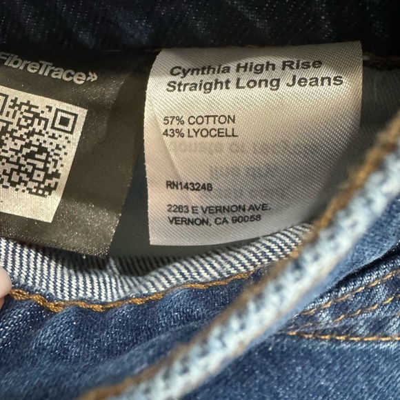 Reformation Cynthia High Rise Straight Long Jeans in cesme size 26 - Picture 11 of 12